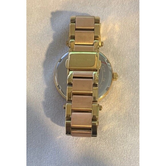 Michael Kors MK6477 Mother of Pearl Dial Two Tone Stainless Steel Women's Watch - Picture 5 of 11